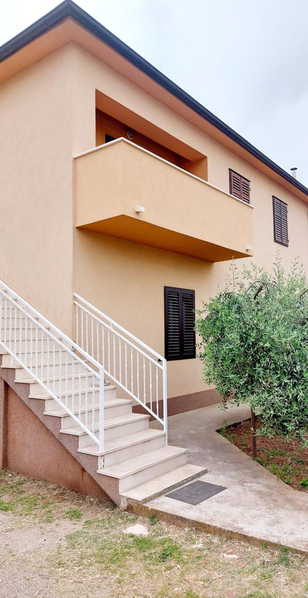 Apartments Nela Йелса Екстериор снимка