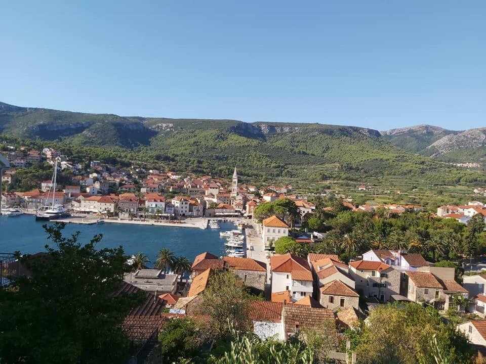 Apartments Nela Йелса Екстериор снимка